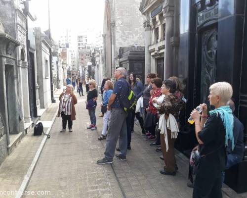 18552 114 Cementerio de Recoleta y Masonería por la Jones