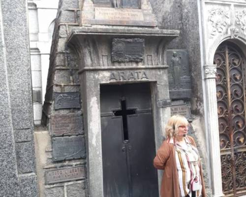 18552 115 Cementerio de Recoleta y Masonería por la Jones