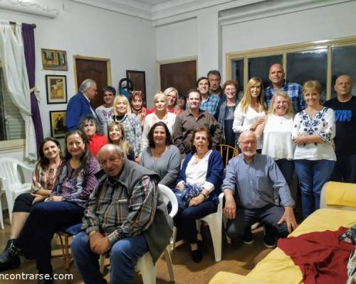 Hermoso encuentro! Gracias Marta, todo muy bien, el profe, la opera y la comida, de 10!!! Hasta la próxima!! :Encuentro Grupal Encuentro con La traviata, de Verdi