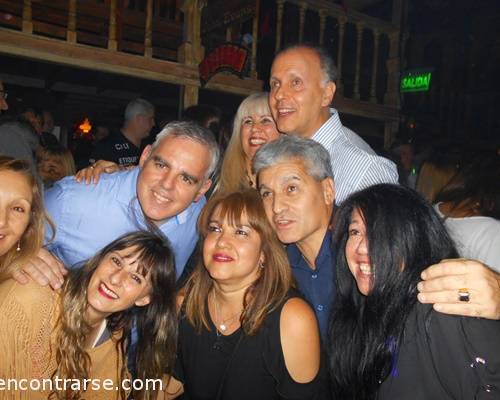 18714 102 FESTEJAMOS LOS CUMPLES DE  SUGR_LA_ACADE Y HERAL CENANDO Y BAILANDO  EN WESTERN DISCO!!!! 