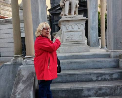 18795 30 Cementerio de Recoleta y Masonería por la Jones