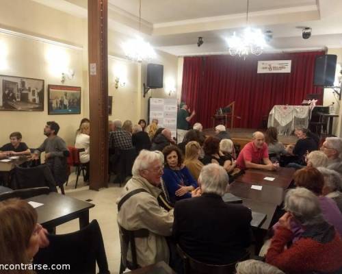 18860 12 CRISTINA SALLESSES te canta por verte cerca, y lo hace  en LOS 36 BILLARES-BAR NOTABLE (Al Sobre). 