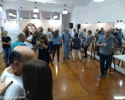 Encuentros Grupales (18/05/2019) :   Sábados por la tarde se bailaaaaaa ! ! ! 