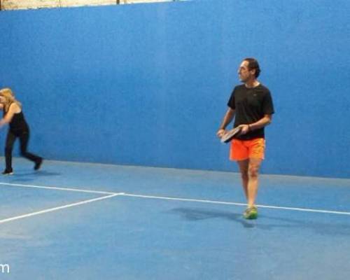 18989 3 ¿JUGAMOS AL PADDLE ?de 16.30Hs. a 18.30Hs.