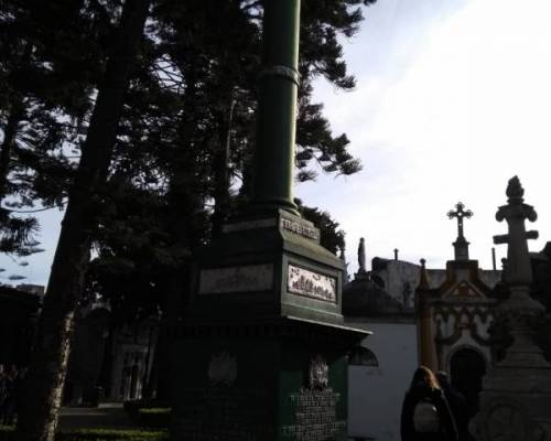 19063 10 Cementerio de Recoleta y Masonería por la Jones