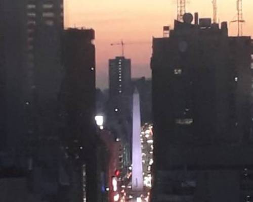 19076 8 Miradores de Buenos Aires, vista desde Zirkel piso 22  con vista de 360º y paseo de la Alamada. Por la Jones.