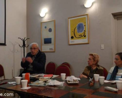 19101 9 Espacio Cultural La RONDA - Tertulia en el  Día de la Bandera