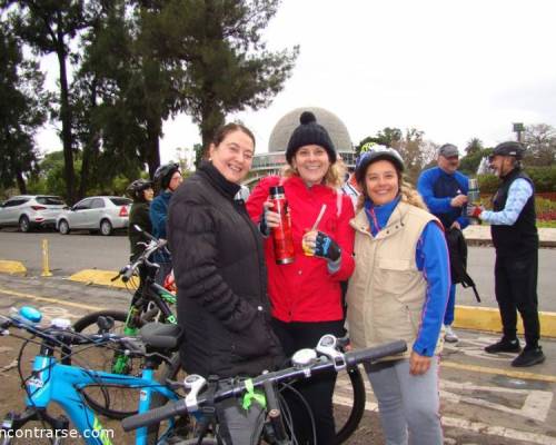 19111 5 Pedaleando contra el frío ! 