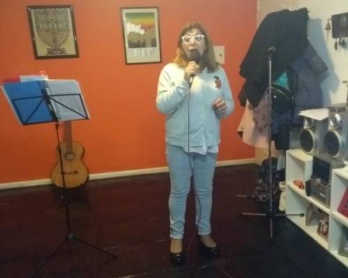 19122 12 AGREGAMOS UN DÍA MÁS AL TALLER DE CANTO, SI TE GUSTA CANTAR Y QUERES HACERLO , VENI Y ANIMATE!