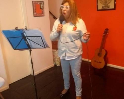 19122 13 AGREGAMOS UN DÍA MÁS AL TALLER DE CANTO, SI TE GUSTA CANTAR Y QUERES HACERLO , VENI Y ANIMATE!