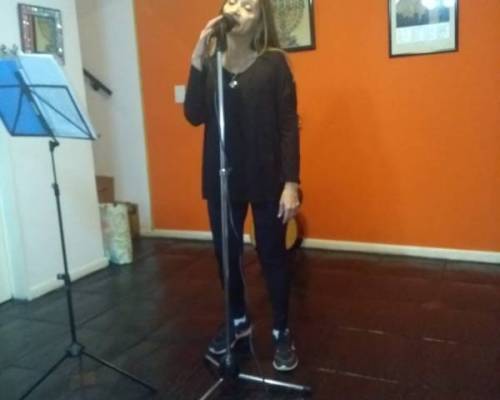 Encuentros Grupales (04/07/2019) :   AGREGAMOS UN DÍA MÁS AL TALLER DE CANTO, SI TE GUSTA CANTAR Y QUERES HACERLO , VENI Y ANIMATE!