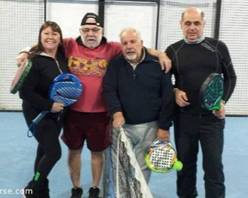 19167 4 **Seguimos jugando al Padel en el 2019 ? ** Horario: 14:30 a 16:30