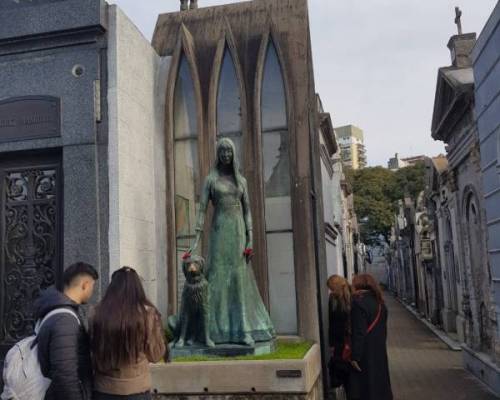 19197 11 Cementerio de Recoleta Misterios y Curiosidades por la Jones