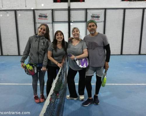 19251 4 **Seguimos jugando al Padel en el 2019 ? ** Horario: 14:30 a 16:30