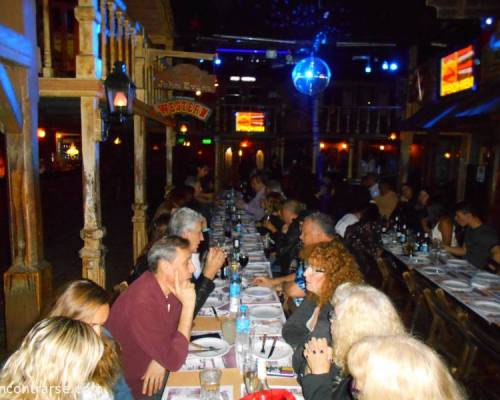 19367 2 FESTEJAMOS!!!!! CENANDO Y BAILANDO  EN WESTERN DISCO!!!! 