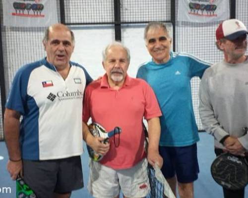 19459 12 **Seguimos jugando al Padel en el 2019 ? ** Horario: 14:30 a 16:30