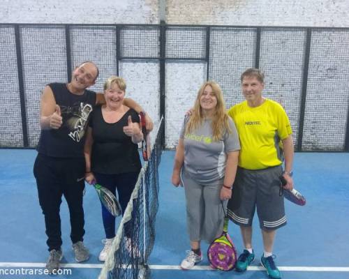 19459 4 **Seguimos jugando al Padel en el 2019 ? ** Horario: 14:30 a 16:30