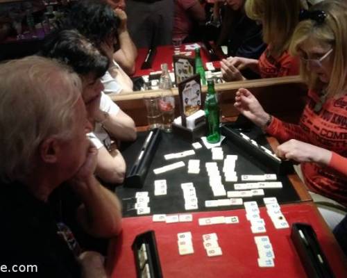 19493 5 JUGAMOS AL RUMMY