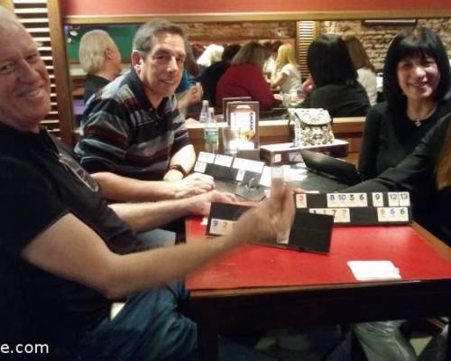 Domingo a domingo se va formando un lindo grupo!!! Y también cada uno va perfeccionando su juego!!! Felicitaciones!! :Encuentro Grupal JUGAMOS AL RUMMY