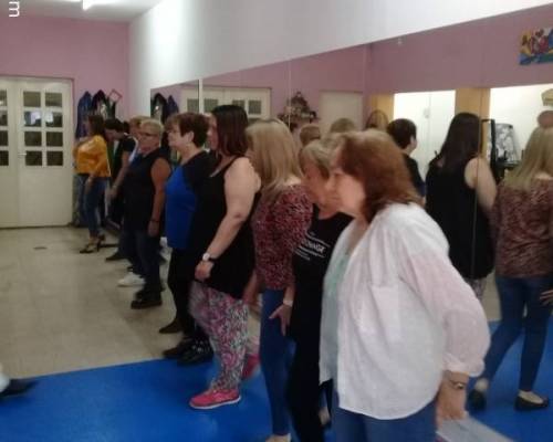 Encuentros Grupales (19/10/2019) :   El Oeste existe y baila