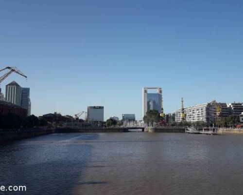 19573 6 Puerto Madero, al atardecer hacia el Sur, por la Jones