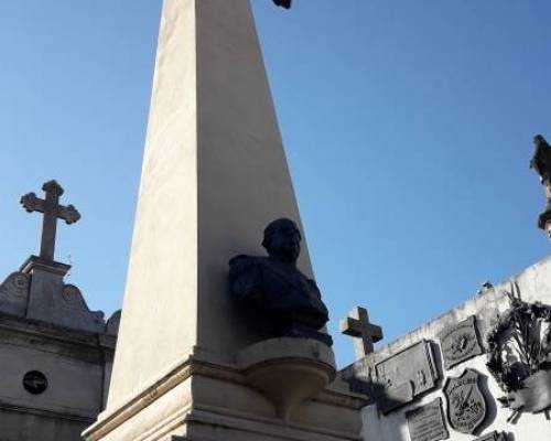 19574 3 Cementerio de Recoleta y Masonería por la Jones