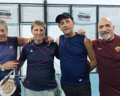 19651 7 **Seguimos jugando al Padel en el 2019 ? ** Horario: 14:30 a 16:30