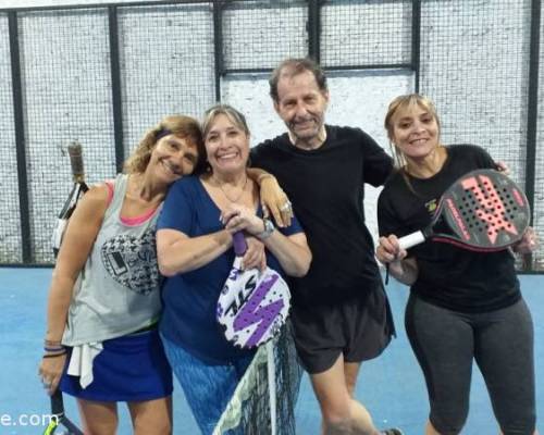 19787 5 **Seguimos jugando al Padel en el 2019 ? ** Horario: 14:30 a 16:30