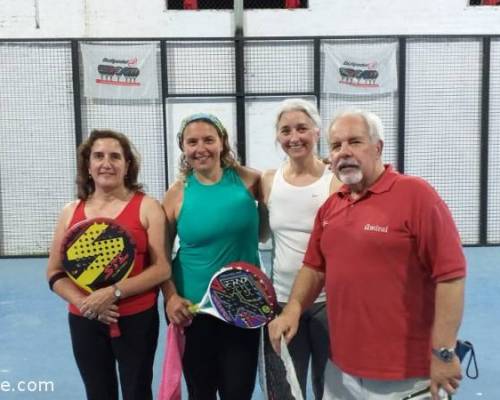 19787 8 **Seguimos jugando al Padel en el 2019 ? ** Horario: 14:30 a 16:30