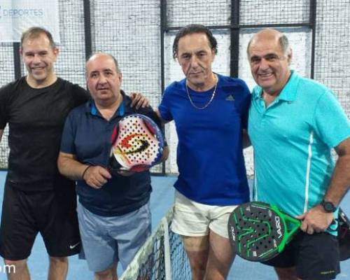 19791 2 **Seguimos jugando al Padel en el 2019 ? ** Horario: 14:30 a 16:30