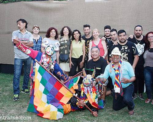 Los Yungas, los diablos y el de la bebida espirituosa. ¡No faltó nadie! :Encuentro Grupal Escuchamos, cantamos y bailamos con Los Yungas!!!!