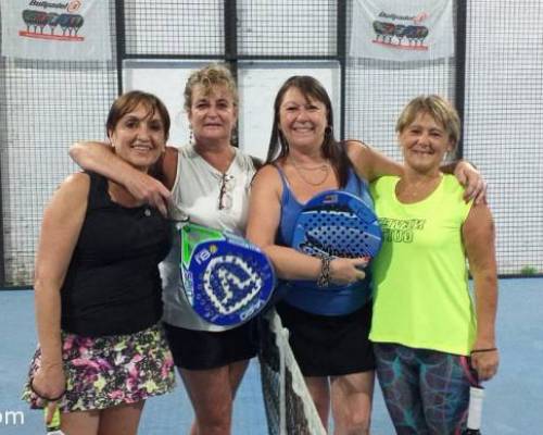 19990 8 **Seguimos jugando al Padel en el 2019 ? ** Horario: 14:30 a 16:30