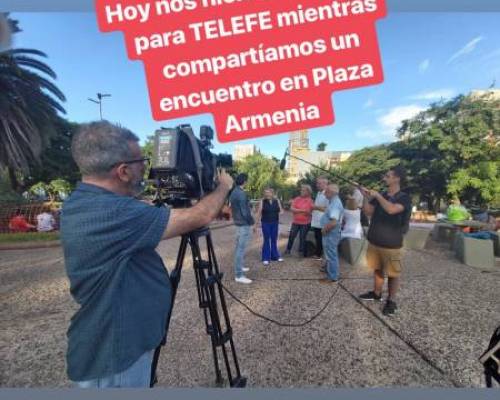 Qué bueno !!!! FELICITACIONES , QUEREMOS VERLA !!!! :Encuentro Grupal Merienda en plaza Armenia