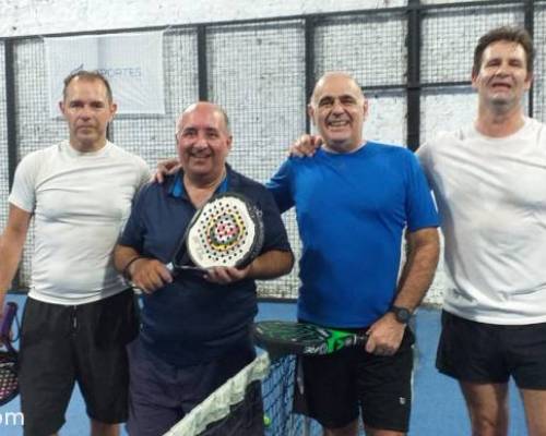 Encuentros Grupales (18/01/2020) :   ** En el 2020 seguimos jugando Padel ? ** Horario: 15:00 a 18:00