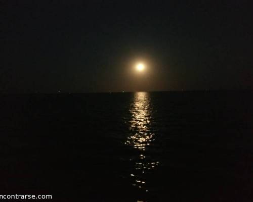 20177 3 Salida de la Luna llena sobre el Rio...