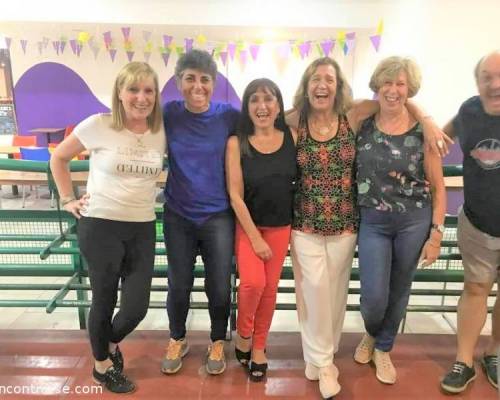 Veo que se aburrieron :Encuentro Grupal BOWLING EN EL DIA DELA MUJER 