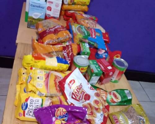 Gracias a todos por su colaboracion! Hoy mismo enviaremos los alimentos a la escuela de ibicuy y al hogar de gilbert. Muchas gracias :Encuentro Grupal BOWLING EN EL DIA DELA MUJER