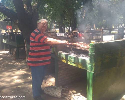 20250 12 DOMINGO DE ASADO Y PILETA !!!