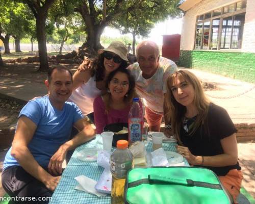 Muuuy lindo día, hermosa la compañía de todos. :Encuentro Grupal DOMINGO DE ASADO Y PILETA !!!