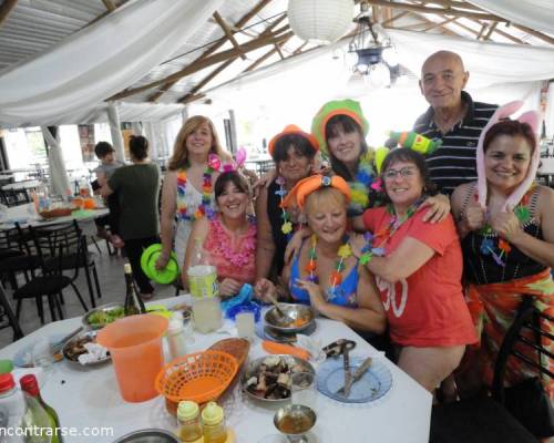 Muy lindo dia .  :Encuentro Grupal Dia de campo con pileta y baile