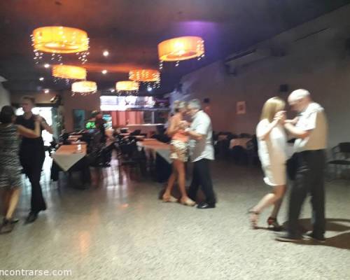 20327 16 Date la oportunidad de aprender a bailar tango y divertirte