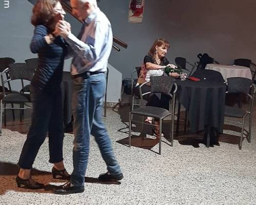 20328 4 DATE LA OPORTUNIDAD DE APRENDER A BAILAR TANGO Y DIVERTIRTE