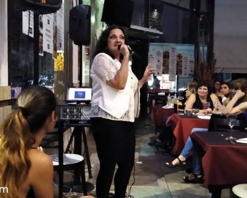 20456 20 1er KARAOKE  CON SORPRESA   NUEVO ESPACIO      