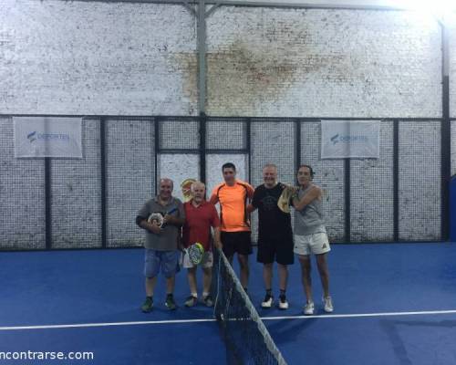 20484 4 ** En el 2020 seguimos jugando Padel ? ** Horario: 15:00 a 18:00