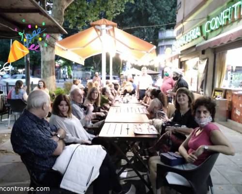 22204 15 Cafe de Caballito el ultimo del año al toque y cortito