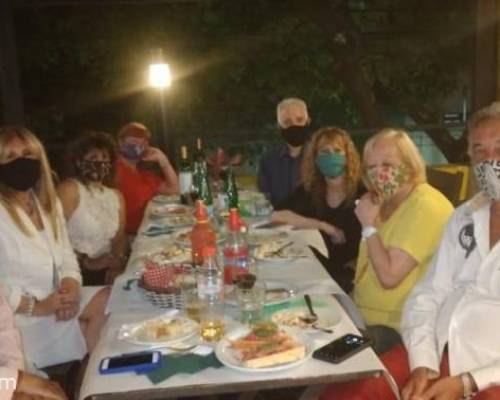 Encuentros Grupales (31/12/2020) :   CENA FIN DE AÑO - PALERMO 