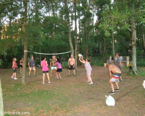 Comienzo del Torneo de voley  ... Los chavos del 8  VS  Los Capanellis ....jajajaja :Encuentro Grupal Mañanas Campestres I