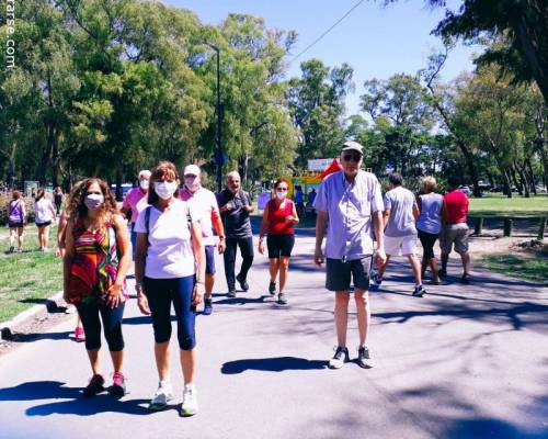 22599 4 VAMOS A PALERMO A CAMINAR DOMINGOS A LA MAÑANA EN GRUPO 