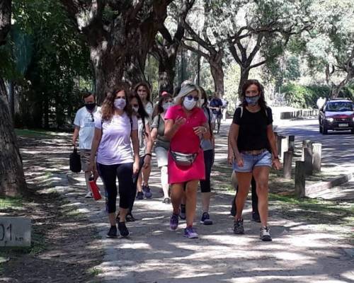 22759 8 VAMOS A PALERMO A CAMINAR DOMINGOS A LA MAÑANA EN GRUPO 