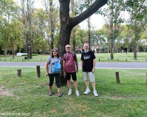 22771 7 Y SEGUIMOS CAMINANDO....por los bosque de Palermo, desde El Galeón a Biblos